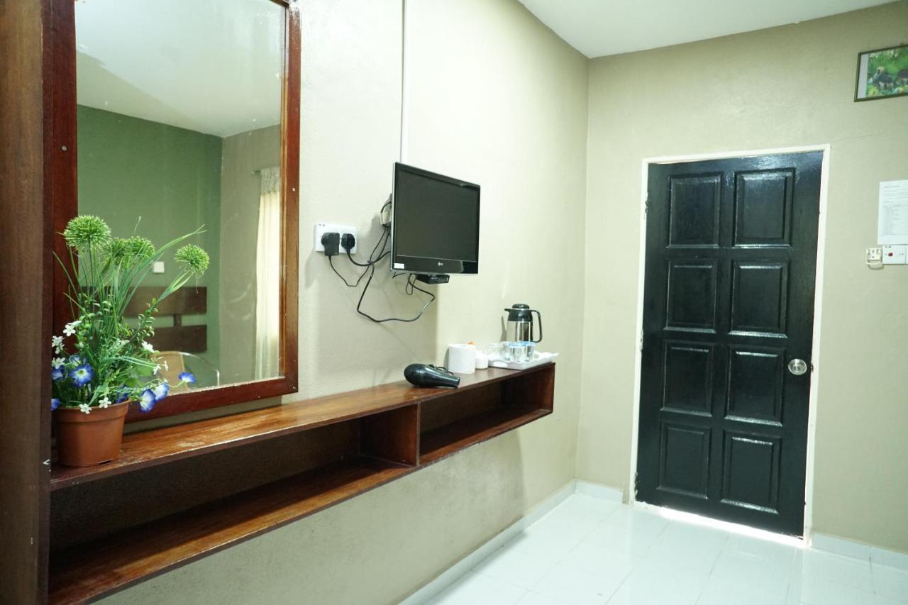 Pondok Muara Chalet Pantai Cenang  Exterior photo